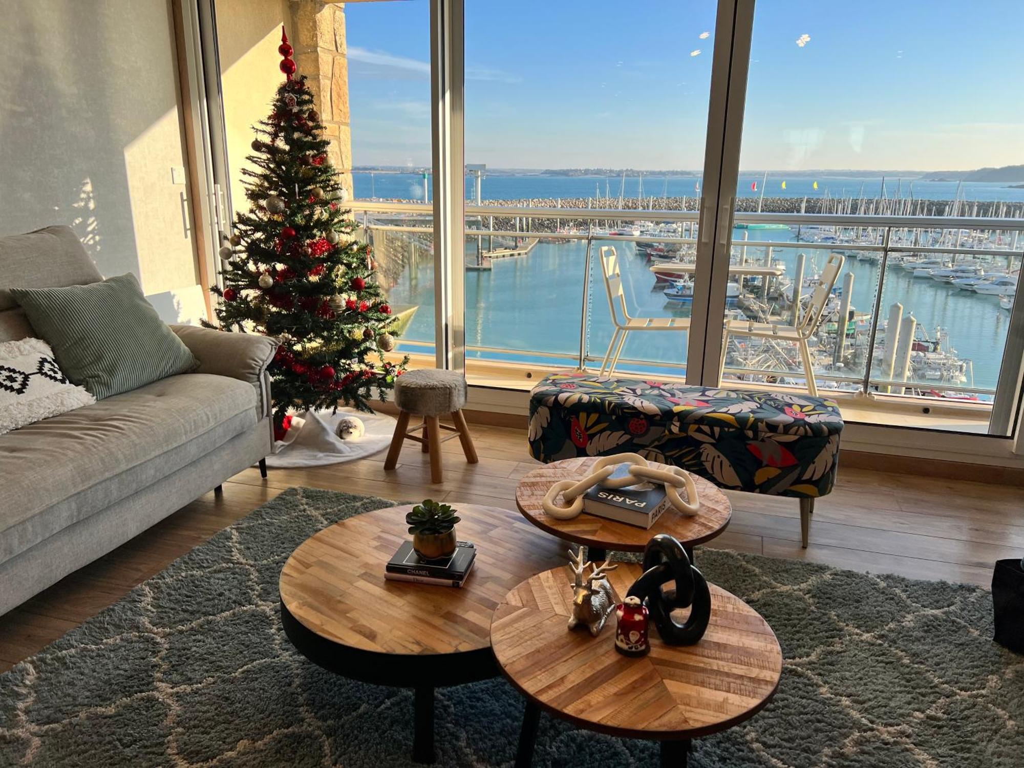 Appt Vue Exceptionnelle Triple Expo - 70m 2ch - Renove Appartement *